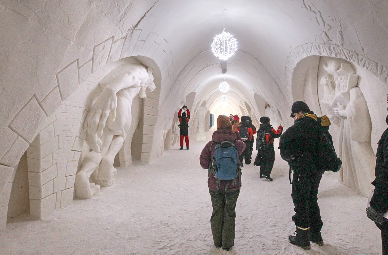 Suomen matkailumarkkinoinnin historian suurin ja pisin kampanja Polar Night Magic toi viime viikolla ulkomaalaisia valokuvaajia ja bloggareita tutustumaan Kemin Lumilinnaan.