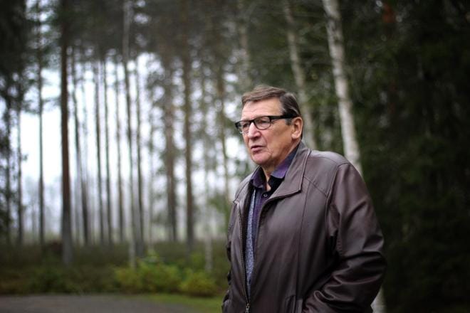 Valtiopäiväneuvos Raimo Vistbacka on SMP:n ja perussuomalaisten konkari. Alajärven valtuustossa hän on ollut vuodesta 2017 lähtien sinisten edustajana. Hän on ainoa nykyisestä alueen kuudesta varsinaisesta valtuutetusta, joka vielä miettii, mitä tekee. ARKISTOKUVA: JOHANNA KATAJA