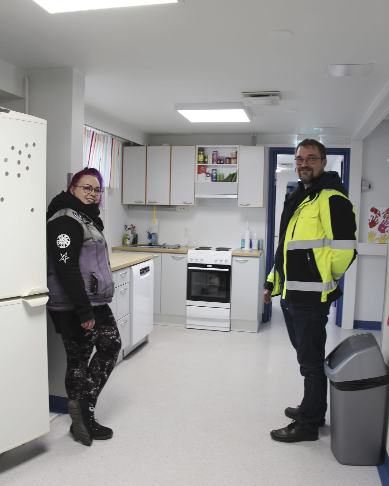 4H-yhdistyksen Jenni Vilminko antaa kehut järjestötalon tiloille. – Keittiö on tilava. Siinä voidaan pitää vaikka kokkikerhoa. Tilat ovat käytössä myös kaikille muille tilojen vuokraajille, Vilminko arvostaa. Tekninen johtaja Ossi Laakso toivoo, että järjestötalolle löytyy vuokralaisia.