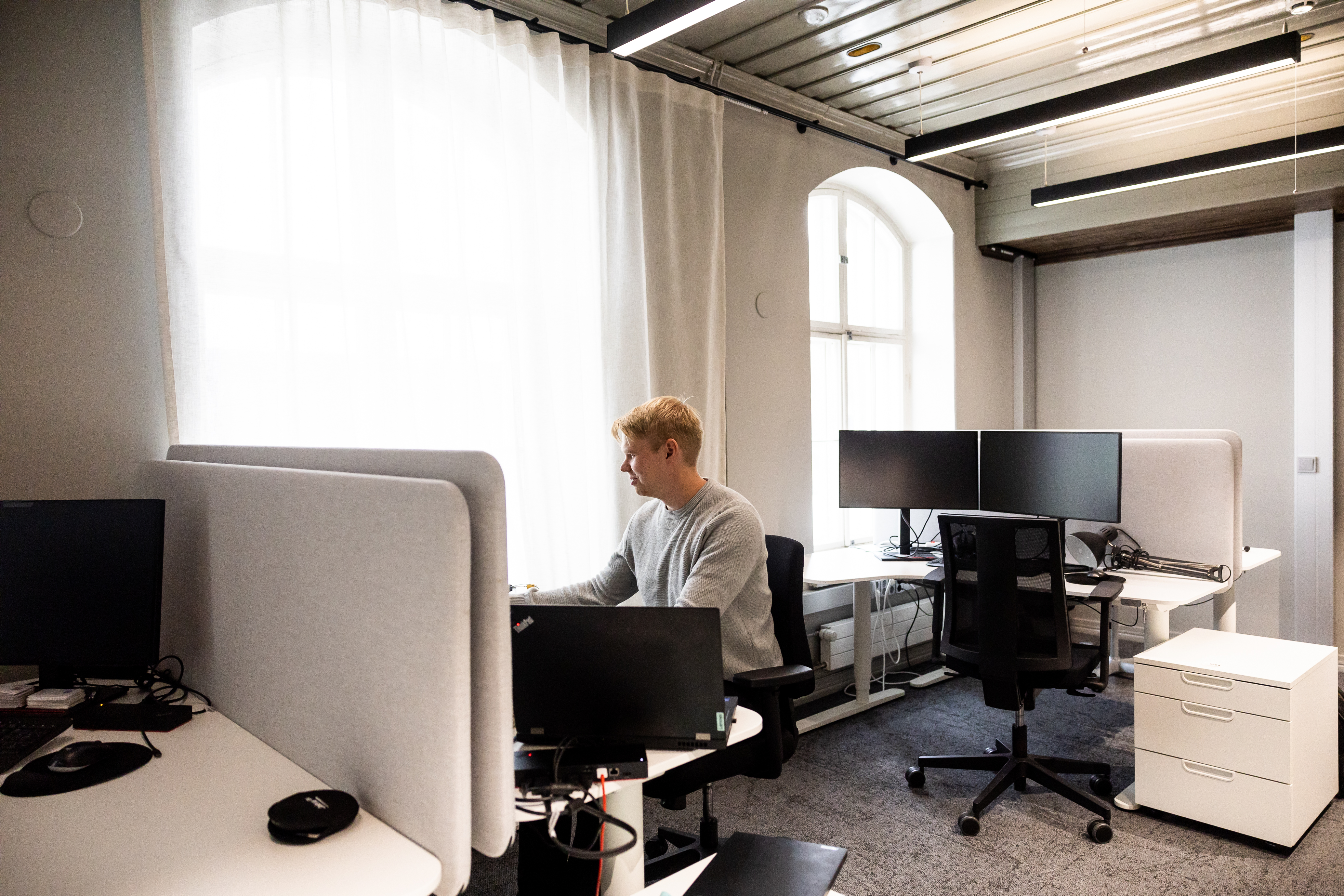 Nuorten on vaikea löytää ict-alan työpaikkoja Oulusta – Vaarana on, että moni ehtii lähteä muualle, vaikka alalla menee heikosti kaikkialla