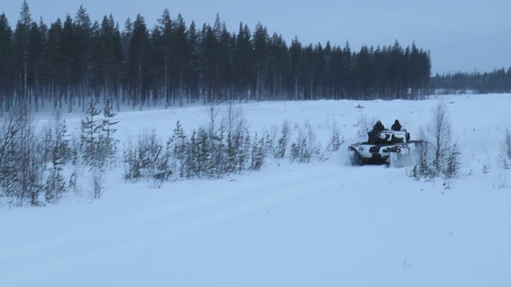 Tältä näyttää Leopard 2A4:n kyydissä