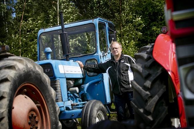 Jussi Ketelä on kunnostanut Ford 4000 -traktorinsa itse. Kuvat: Jaakko Elenius