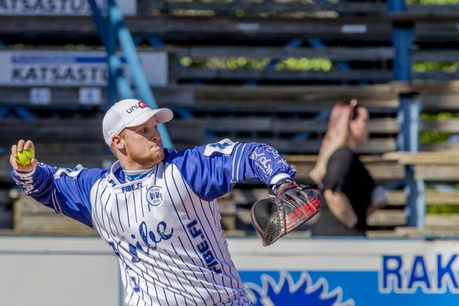 Perttu Ruuska ottaa vastuun Vedon ulkopelin pyörittämisestä. KUVA: ELENA MIKKILÄ