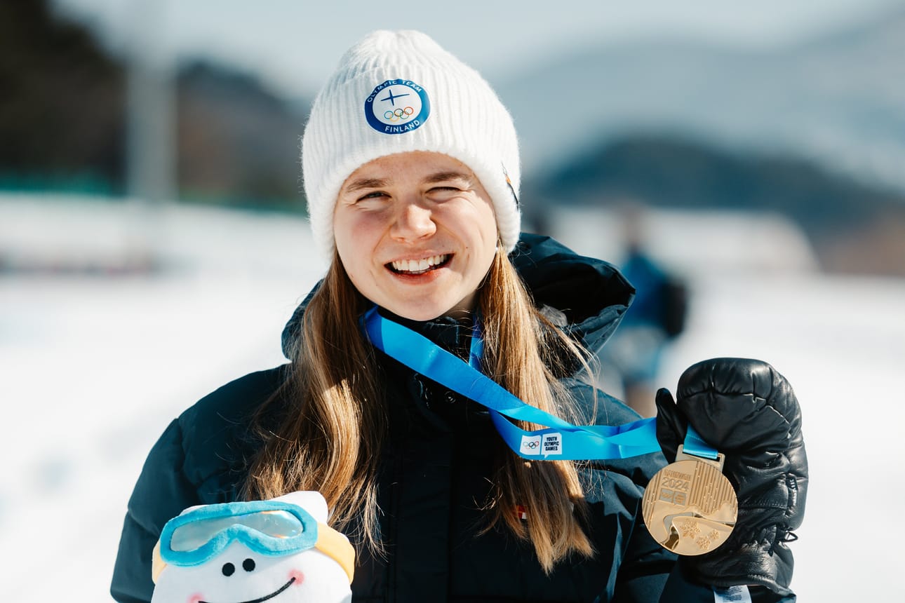 Liminkalainen Nelli-Lotta Karppelin hiihti kultaa maastohiihdon naisten 7,5 kilometrin perinteisen hiihtotavan kilpailussa nuorten talviolympialaisissa Etelä-Korean Gangwonissa.