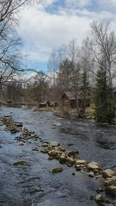 Kaunista luontoa lukijan videossa