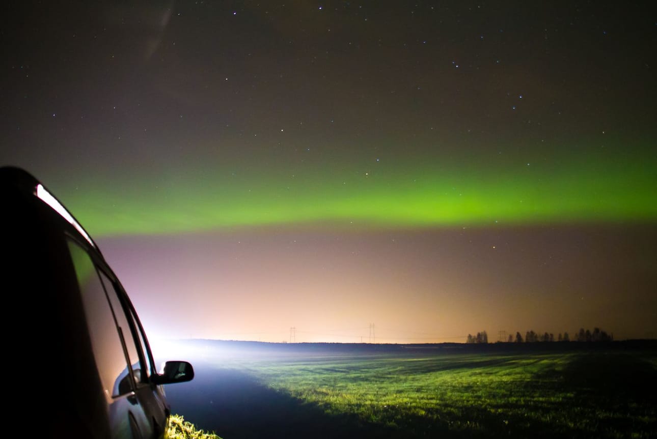 Valoilmiöitä nähtiin myös Tyrnävän perukoilla.