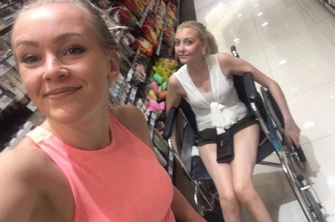 Elina Ruuhinen ja Janina Tuomisto ovat takaisin Vaasassa.
