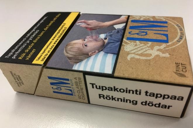 Ensi vuoden toukokuusta lähtien Suomen markkinoilla myytävien savukkeiden vähittäismyyntipakkauksissa pitää olla viisi turvaominaisuutta.