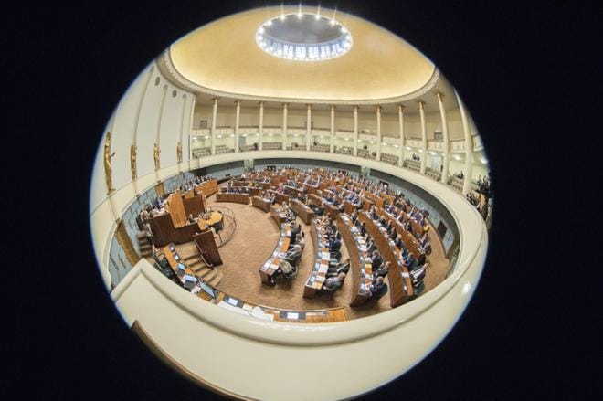 Kansanedustajat ovat some-postauksissaan kutsuneet muun muassa ministereitä ja kansanedustajakollegoitaan "säälittäviksi perserei’iksi" ja poliisia "munattomaksi nillittäjäksi". KUVA: Mauri Ratilainen / Arkisto