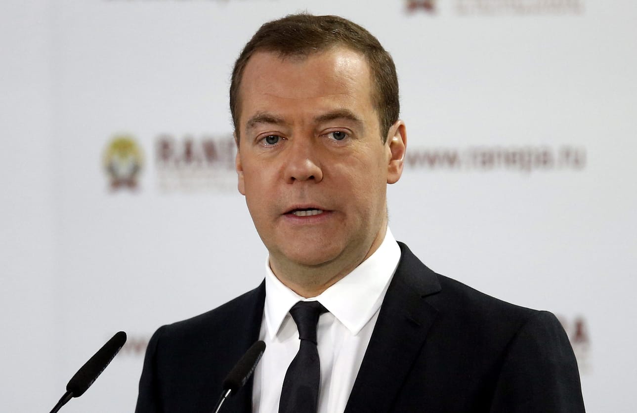 Venäjän pääministeri Dmitri Medvedev syyttää Euroopan johtajia pakolaiskriisin luomisesta turvapaikkapolitiikalla.
