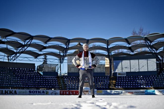 Vimpelin kunnanjohtaja Sami Gustafsson olisi valmis iltakahveille kuntalaisten kanssa. Arkistokuva: Tomi Kosonen
