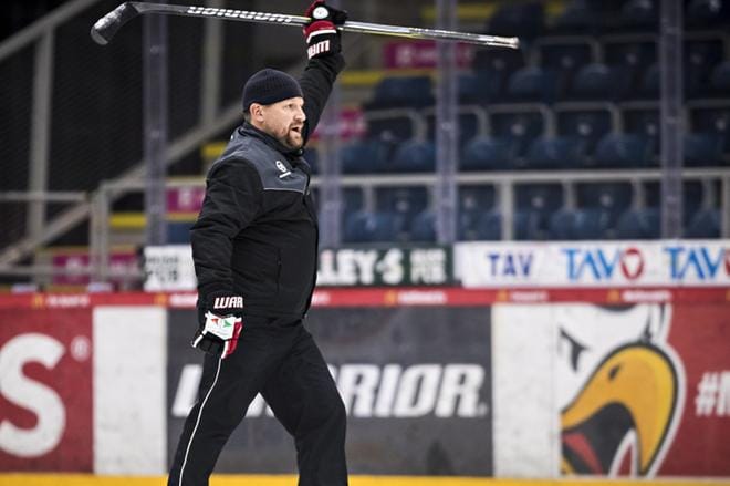 Päävalmentaja Olli Hällfors on tyytyväinen Sport-nuorten syksyn peli-ilmeeseen.