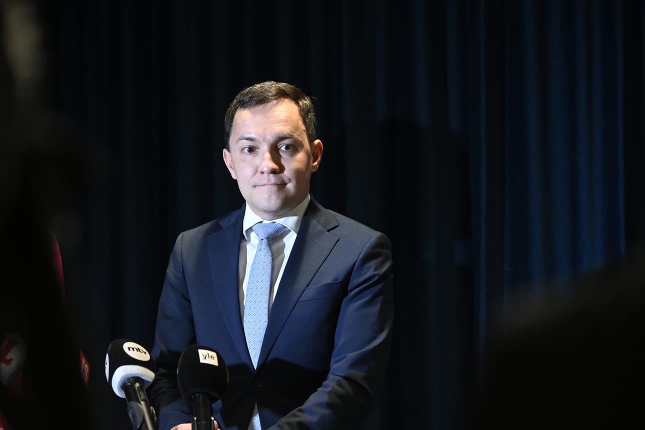 Tulevan sosiaali- ja terveysministeri Wille Rydmanin mukaan ministerin pitää katsoa ennen kaikkea valtakunnallista kokonaisetua, jossa palvelut taataan kaikkialla Suomessa asuville.