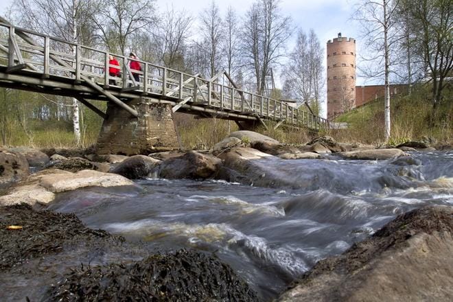 Myllysaaren puusilta on rakennettu 1950-luvulla, ja se on käyttöikänsä päässä. Arkistokuva: Jari E. Hakala