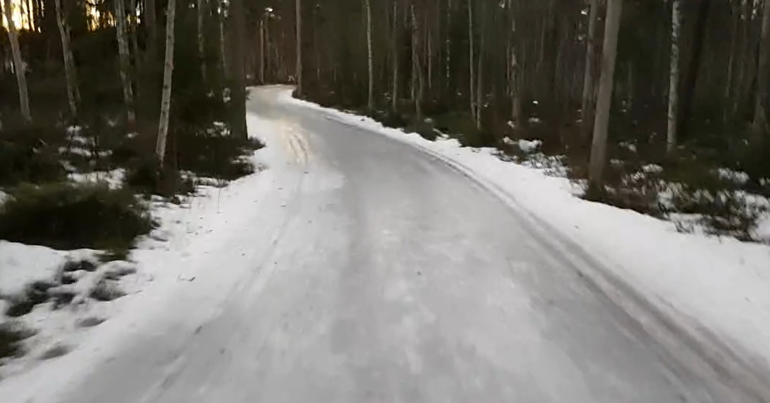 Työmatka Kuivasjärveltä Teknologiakylään luistellen