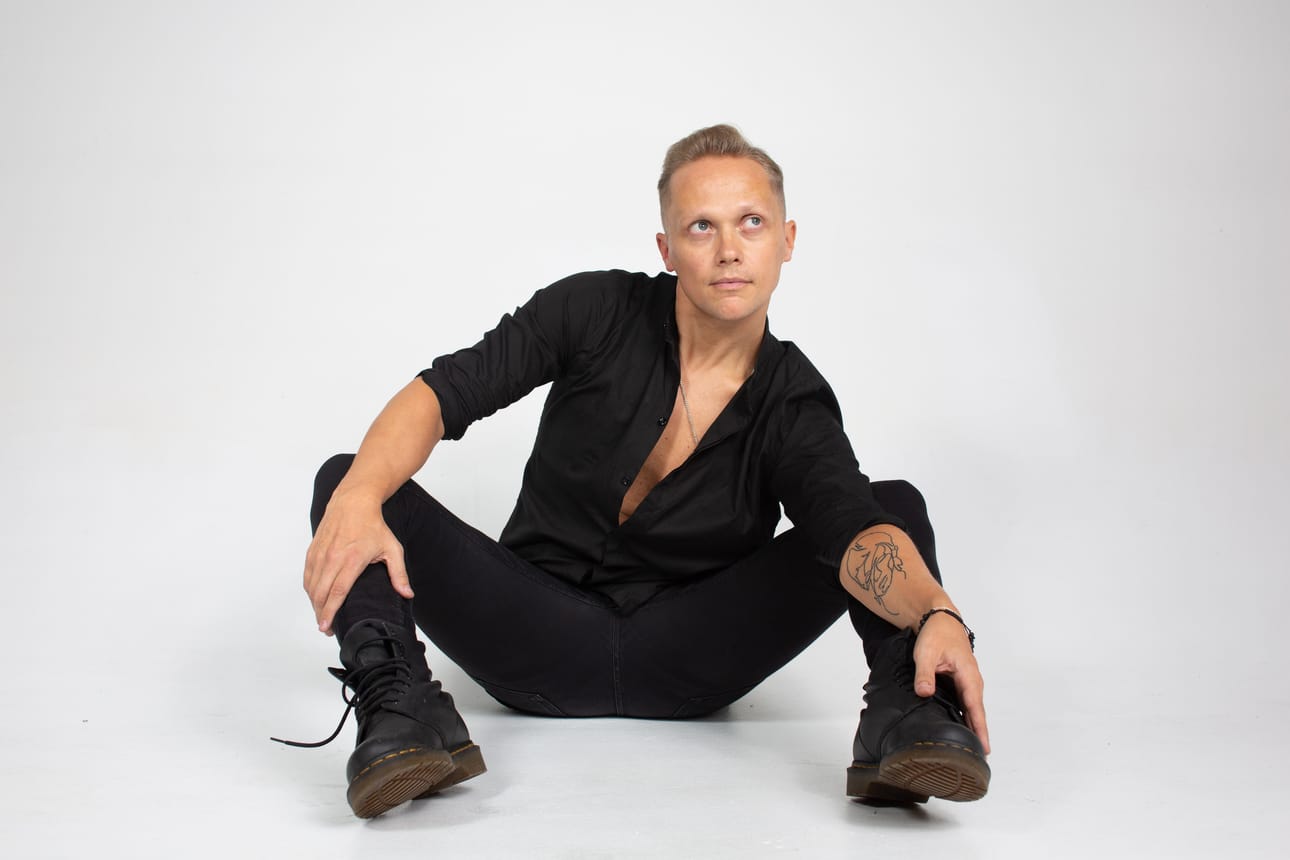 Televisiosta tuttu Marko Keränen aloitti baletin ala-asteen ensimmäisellä luokalla ja harrasti myös kuvataiteita. Myöhemmin Telemarkin kilpatanssijoiden riveistä hänet pyydettiin mukaan maajoukkueeseen.