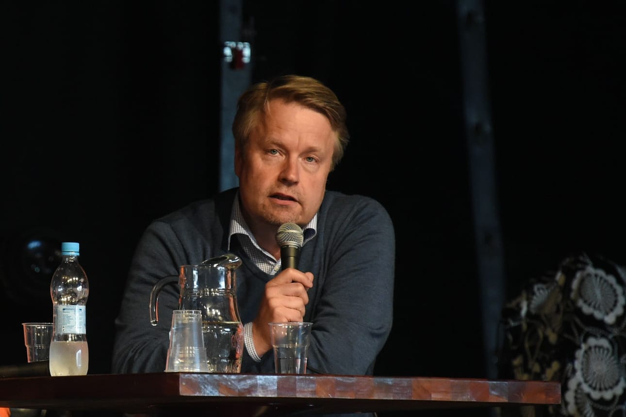 Elinkeinoelämän valtuuskunnan johtaja Matti Apunen moderoi maanantaina pidettyä Presidenttiforumia.