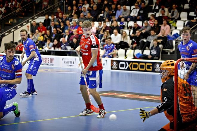 Ville Kuusela ampui SPV:lle kaksi maalia, mutta tämä tilanne ei johtanut osumaan. KUVAT: TOMI KOSONEN