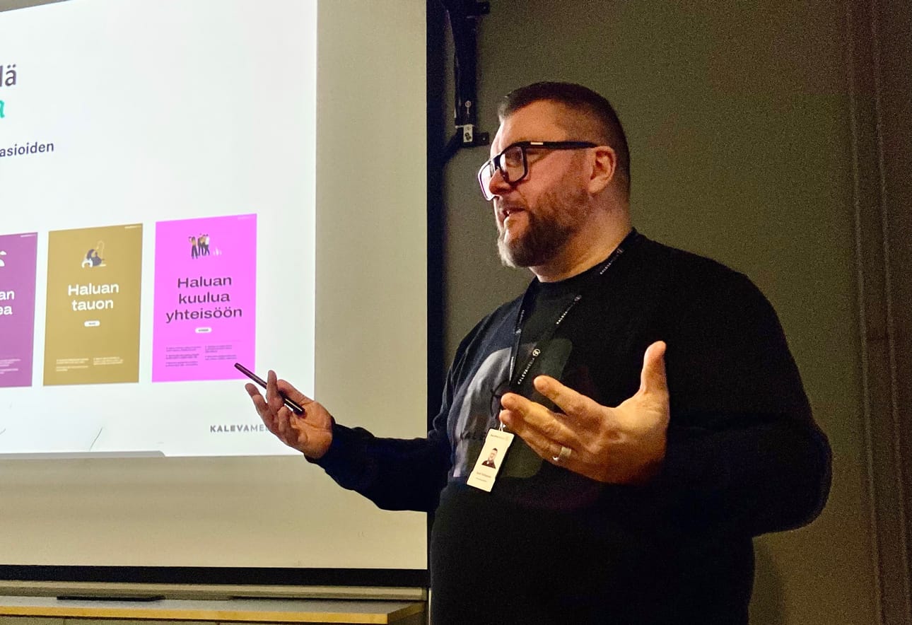 Yleisösuhdepäällikkönä Pahkasalon tavoitteena on kehittää erityisesti oppilaitosyhteistyötä ja mediakasvatusmuotoja.