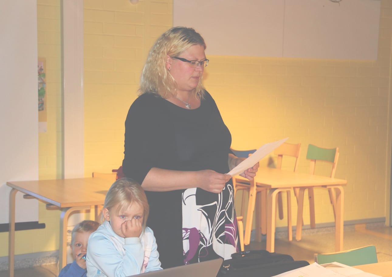 Tanja Sova-Kurtti on vienyt kenttäasiaa eteenpäin Pajuniemessä asuvan naapuruston puolesta.