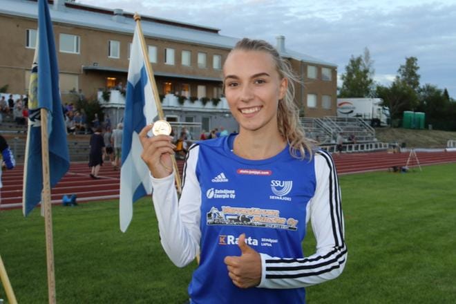 19-vuotiaiden SM-kisojen tämän kesän tuplamestari Veera Perälä puolustaa SSU:n värejä naisten 400 metrillä, johon on ilmoittautunut 30 juoksijaa. KUVA: SAKARI KEKKI