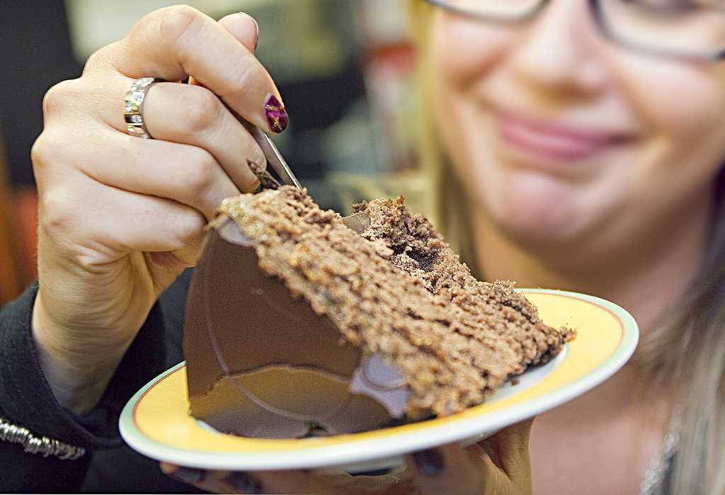 Viehtymys makeaan ja happamaan voi olla perinnöllistä.