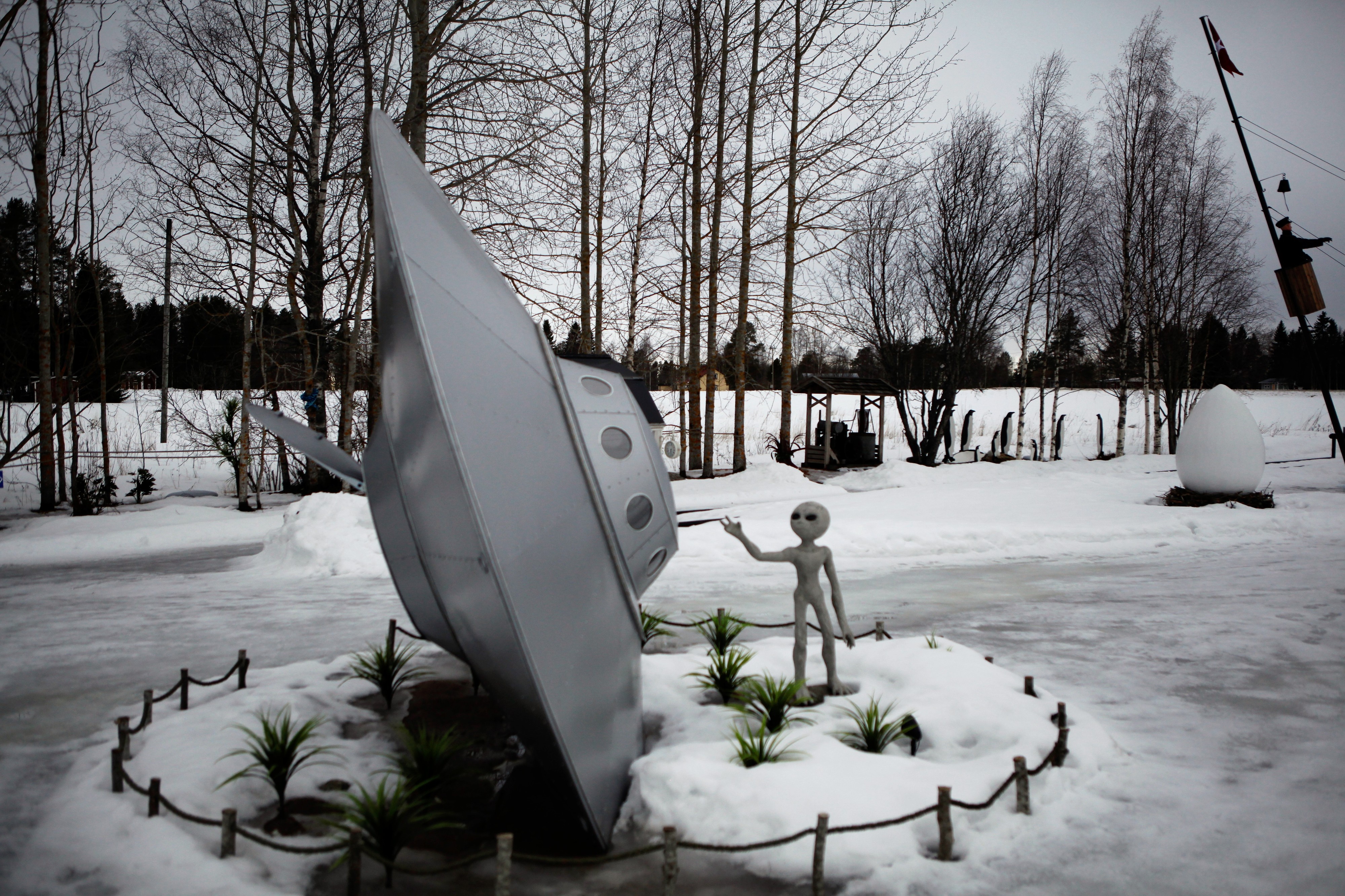 Idean ufoon Keskisarja sai niin kutsutusta Roswellin tapauksesta, väitetystä ufon maahansyöksystä.