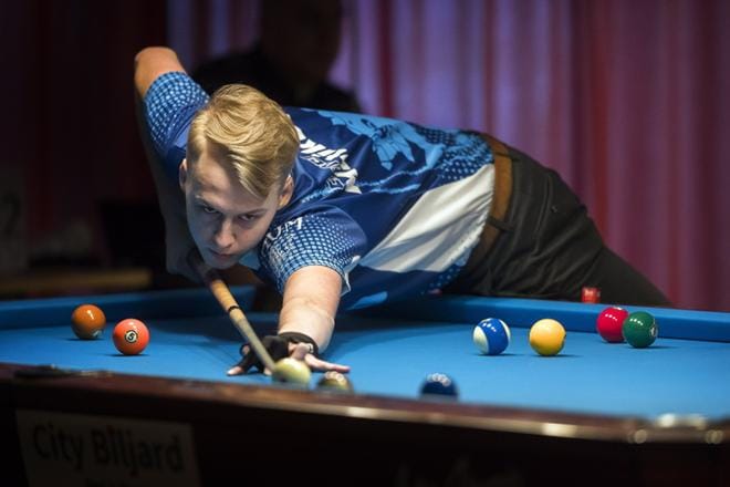 Casper Matikainen Espoosta voitti viime vuonna alle 23-vuotiaiden Euroopan mestaruuden 8-pallossa.
