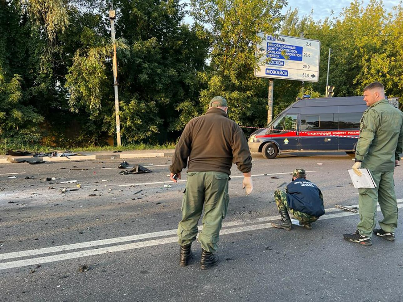 Tutkinta tapahtumapaikalla jatkui sunnuntaina. Lehtikuva/AFP