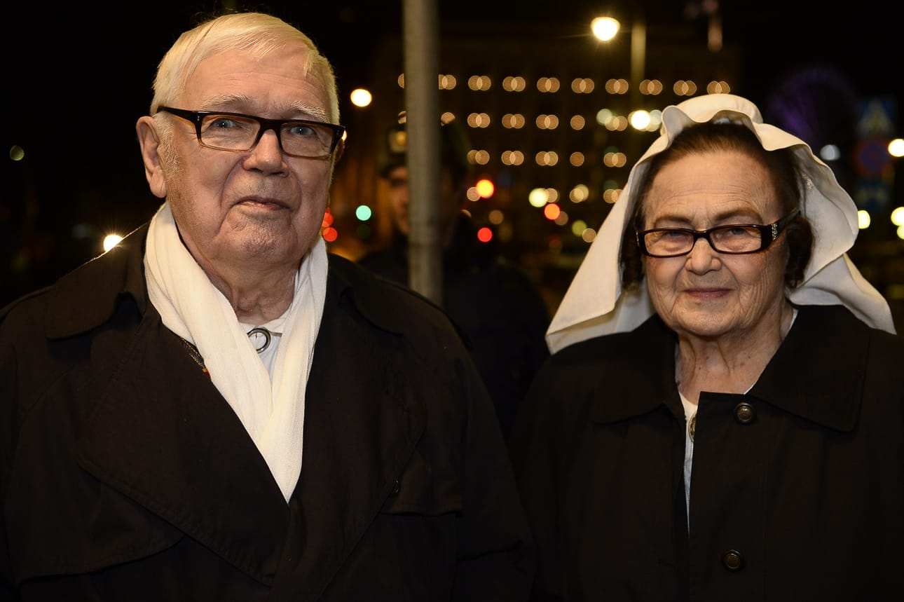 Juha ja Margit Eronen saapuivat vastaanotolle Haapajärveltä.