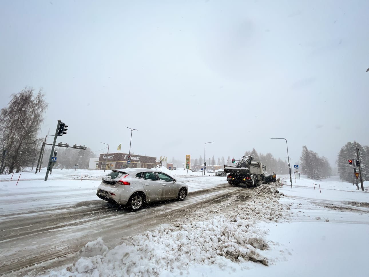 Lunta on tullut runsaasti etenkin Kajaanissa.