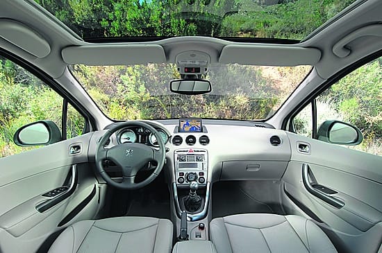 Peugeot 308:n varustelu on korkeatasoinen.
