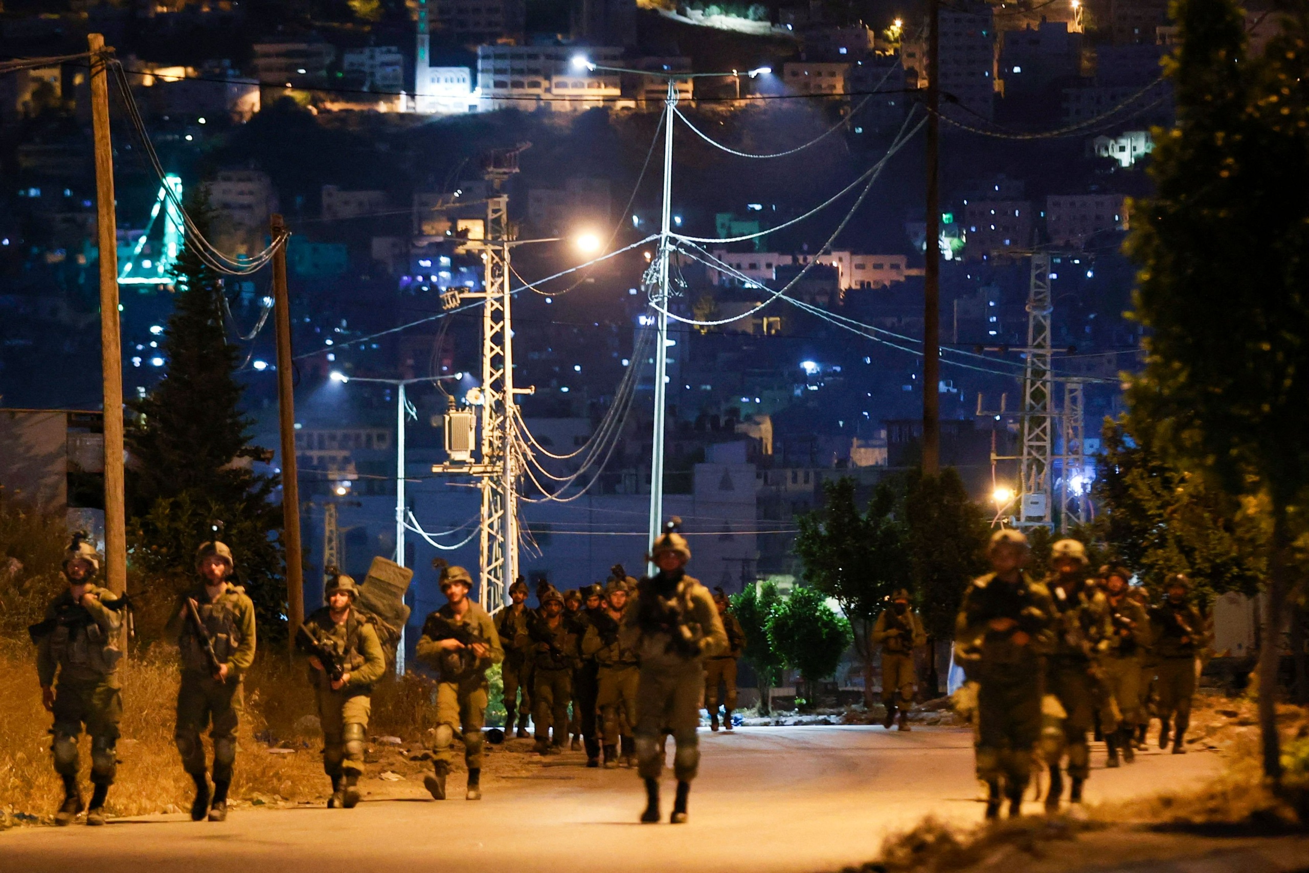 Israelilaisjoukot surmasivat kolme palestiinalaista Länsirannalla, kertoo palestiinalaisministeriö