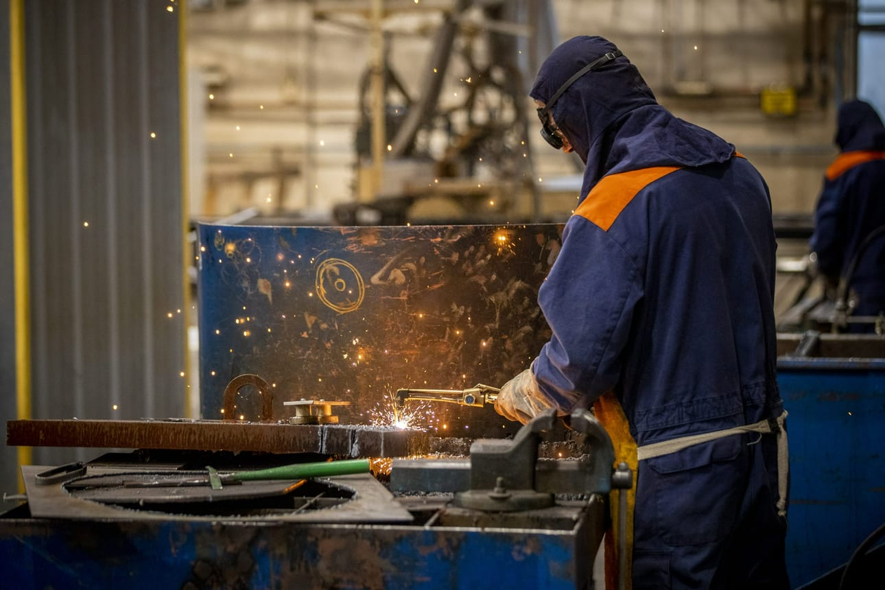 Oppositio muistutti, että työelämässä tarvitaan tänä päivänä entistä enemmän osaamista ja sen päivittämistä. Kuvassa metallialan opiskelua Turun aikuiskoulutuskeskuksessa helmikuussa 2019. LEHTIKUVA / RONI LEHTI