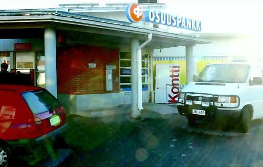 Kastellin Osuuspankki Oulussa ryöstettiin tiistaina iltapäivällä.