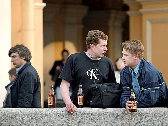 Lapset ovat korkeassa kurssissa Venäjän muslimialueilla. Pyhiinvaeltajat tulivat katsomaan dagestanilaista ihmelasta Ali Jakubovia, jonka iholla on nähty kuluneen syksyn aikana Koraanin säkeitä muistuttavia kuvioita.