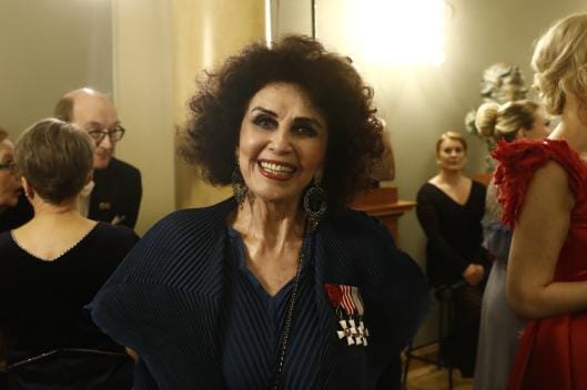Lenita Airistolle Linnan juhlat olivat kuudennet. Ensi kertaa hän osallistui juhliin 50 vuotta sitten. KUVA: Joel Maisalmi