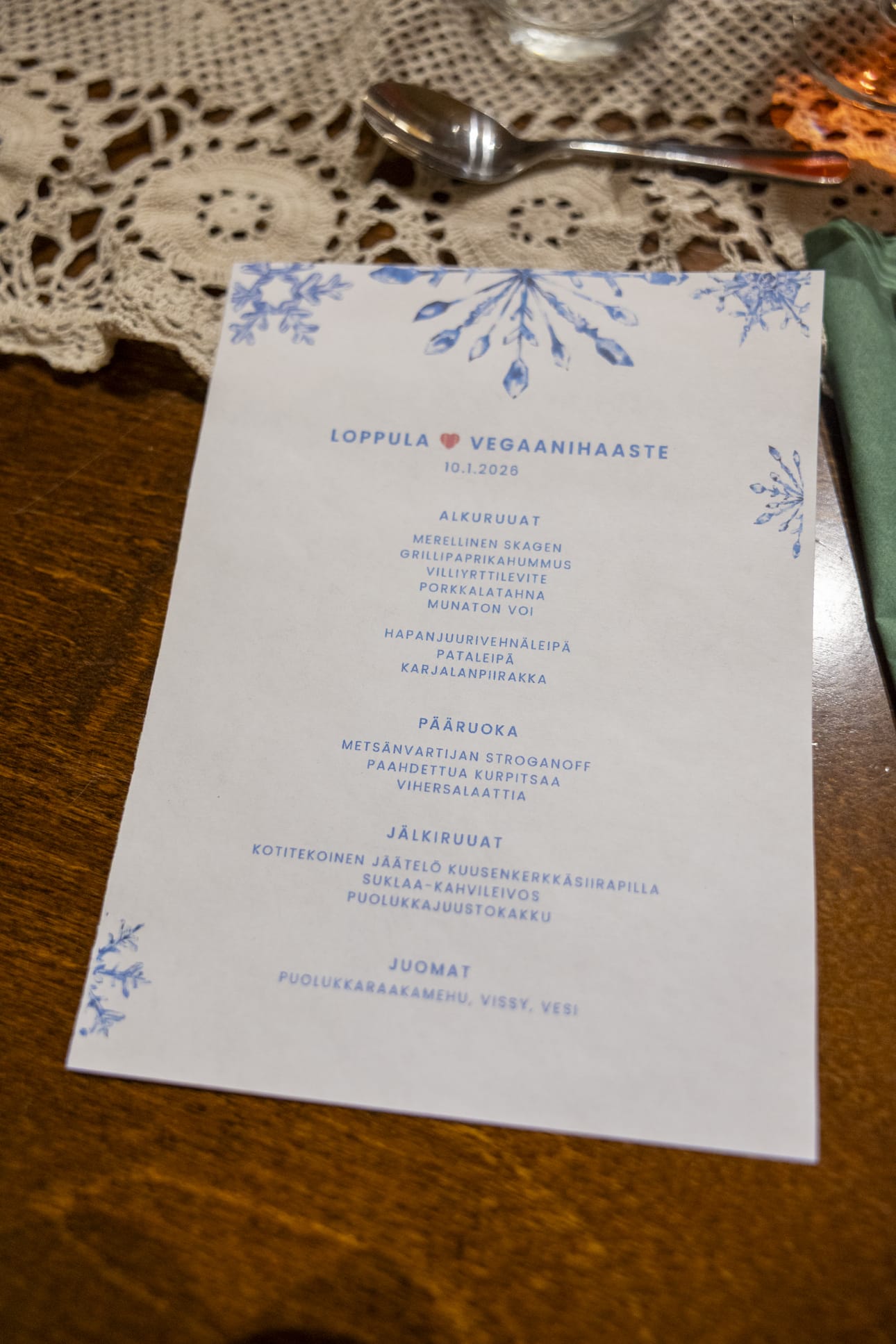 Kolmen ruokalajin menu on täysin vegaaninen.