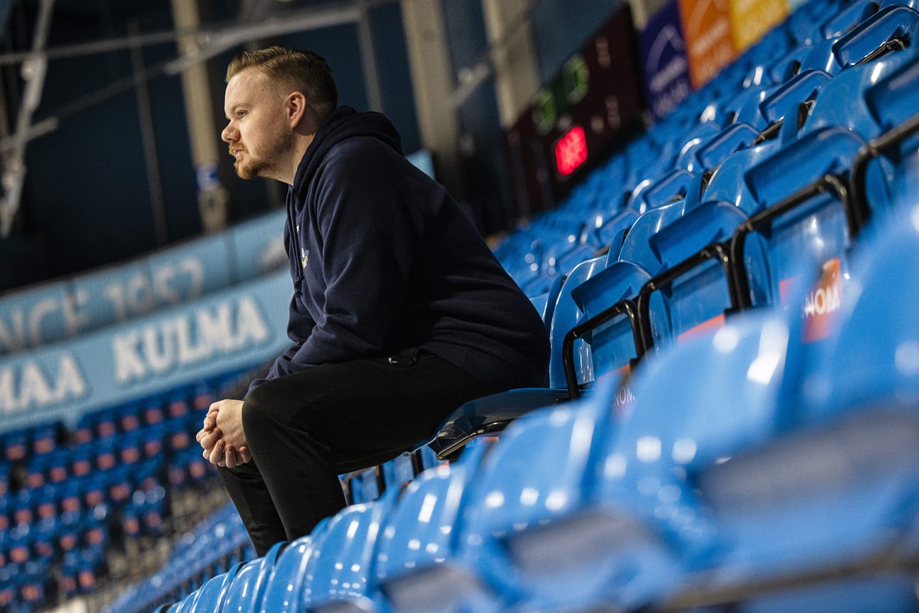 Ensi kauden suurista panoksista huolimatta RoKi luottaa päävalmentaja Mikko Sirento-Mannisen mukaan jatkuvuuden tuomaan voimaan. Kehitettävät kohdat joukkueen pelaamisessa, harjoittelussa ja pelaajistossa on tunnistettu, mutta olisi "täyttä hulluutta" räjäyttää koko pakettia pikavoittojen takia.