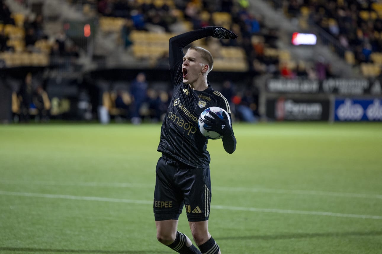SJK:n Kasper Paananen nousee ensimmäistä kertaa urallaan miesten A-maajoukkueeseen.