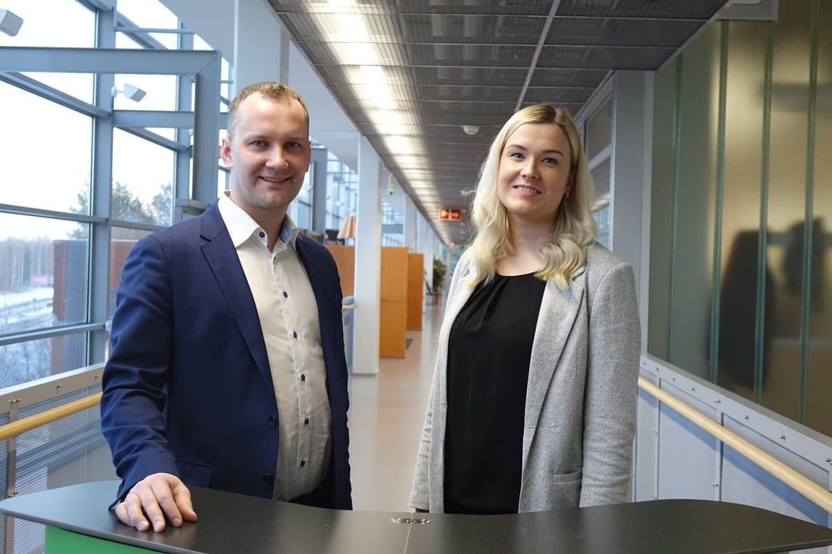 Rollockin toimitusjohtaja ja suurin yksittäinen omistaja Mikko Haapala ja markkinointipäällikkö Maaria Riekki tutustuivat työskennellessään Keskon palveluksessa. Riekki oli yksi vanhoista tutuista, jonka Haapala pyysi uuteen yritykseensä mukaan.