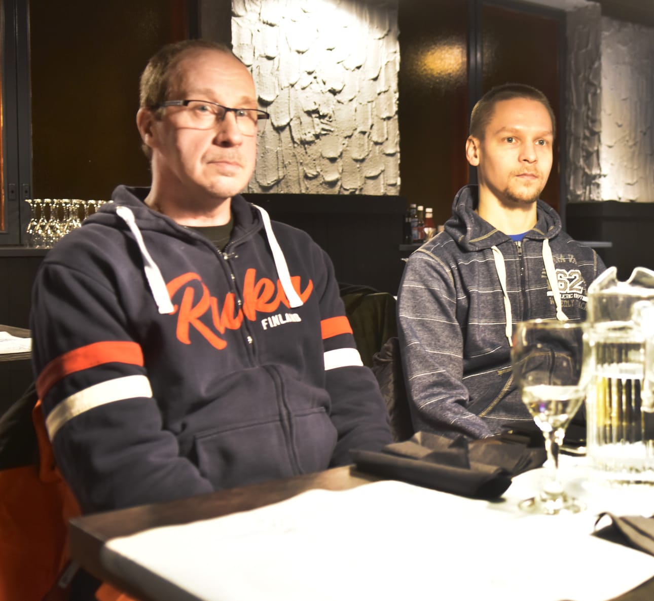 Jussi Väätäjä ja Jussi Ronkainen sanovat työntekijöiden toivovan ratkaisua, mutta heikennyksiä työehtoihin ei hyväksytä.