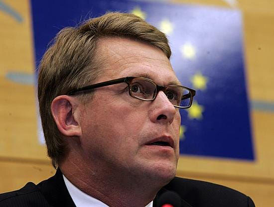 Matti Vanhasen puhe sai vaihtelevan vastaanoton.