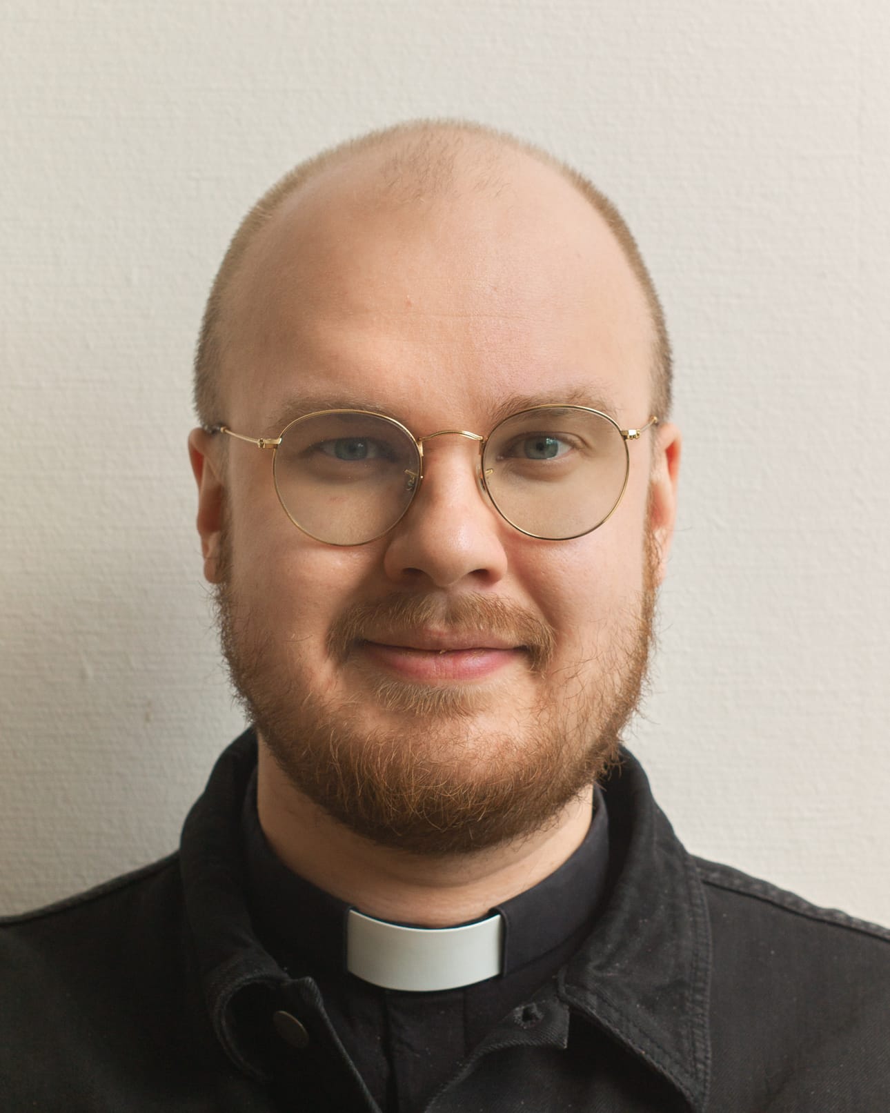 Atte Tolonen, seurakuntapastori