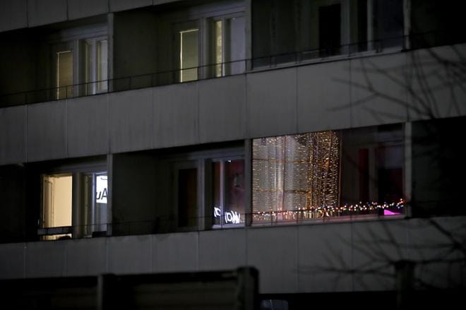 Moni miettii nyt, millainen koronatilanne meillä on jouluna. Onko kontaktien välttäminen parasta? ARKISTOKUVA: TOMI KOSONEN