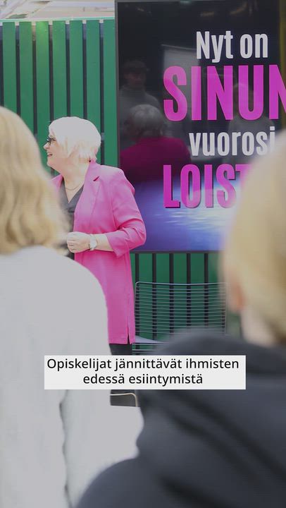Näillä vinkeillä vähennät esiintymisjännitystä