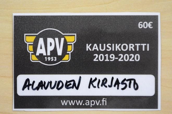 Nopeimmat ennättävät hakemaan kausikortit käyttöönsä jo tänään ja hyödyntämään sitä illan ottelussa.