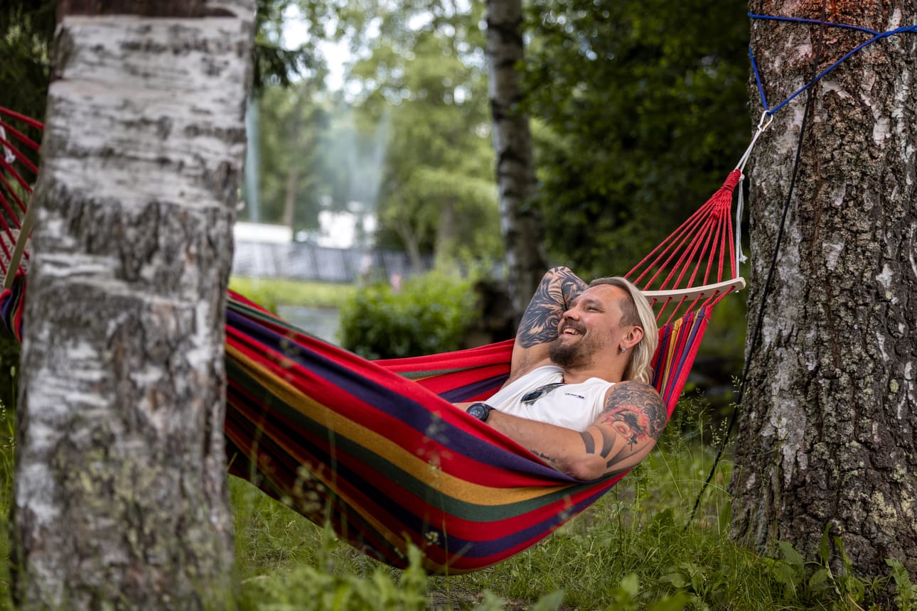 Provinssin ja Törnävänsaaren vehreät maisemat ovat tuttuja Sami Sunrise Avenuen Sami Osalalle.