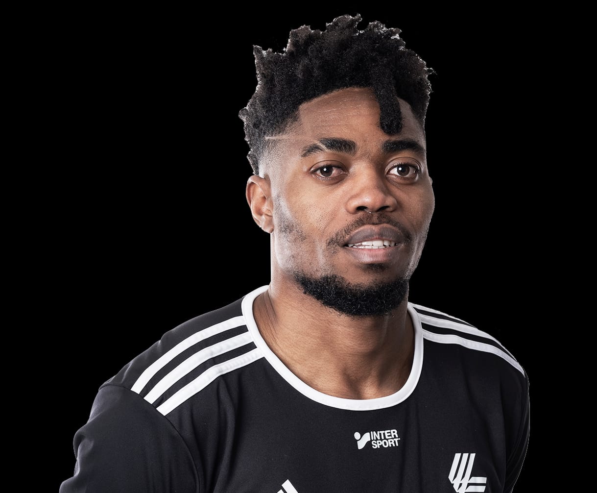 Chinedu Geoffrey puski FC Lahden ensimmäisen maalin.