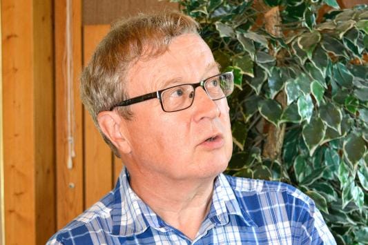 Ola Österbacka on julkaissut ruotsinkielisen kirjan Maijasdotter, jonka alkuosassa hän käsittelee isoäitinsä aikaa Soinissa.